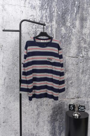 미우미우 여성 티셔츠 25FW 66ST462