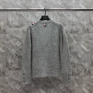 Alternative view of 톰브라운 가디건 25FW 66ST540-2