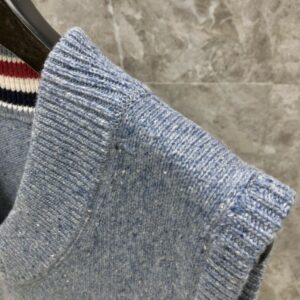 톰브라운 니트 베스트 25FW 66ST543-3 - 이미지 6
