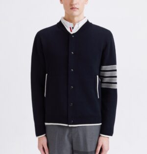 톰브라운 가디건 25FW 66ST545
