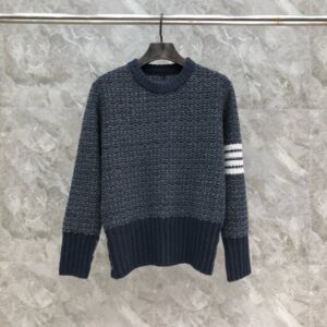 톰브라운 스웨터 25FW 66ST547