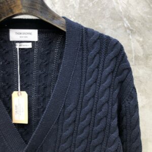 톰브라운 가디건 25FW 66ST549 - 이미지 3