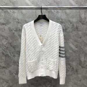 톰브라운 가디건 25FW 66ST549-3
