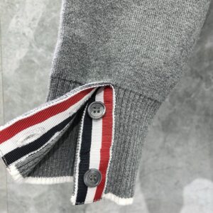 톰브라운 집업 25FW 66ST550 - 이미지 4
