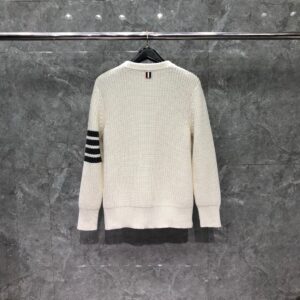 Alternative view of 톰브라운 가디건 25FW 66ST551