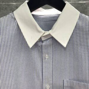 Alternative view of 톰브라운 셔츠 25FW 66ST552