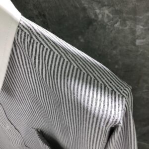 톰브라운 셔츠 25FW 66ST552-2 - 이미지 7
