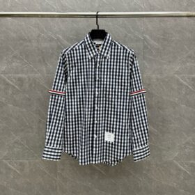 톰브라운 셔츠 25FW 66ST553