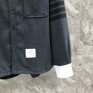 톰브라운 셔츠 25FW 66ST554 - 이미지 4