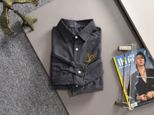 루이비* 셔츠 25FW 66ST513-2 - 이미지 3