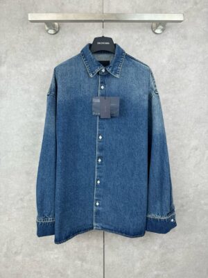 프라다 데님 셔츠 25FW 66ST520