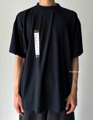 발렌시아가 티셔츠 25FW 66ST527 - 이미지 3
