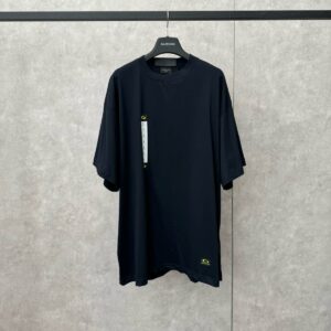 발렌시아가 티셔츠 25FW 66ST527