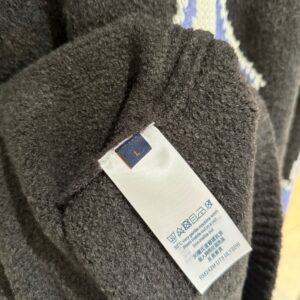 루이비* 스웨터 25FW 66ST559 - 이미지 8