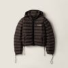 미우미우 라이트 퐁제 다운 재킷 25FW HGK3093