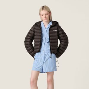 미우미우 라이트 퐁제 다운 재킷 25FW HGK3093 - 이미지 3