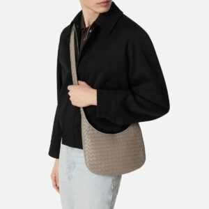 Alternative view of 보테가베네타 스몰 베네토 플랩 메신저백 836918 라임 스톤