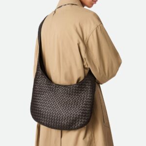 Alternative view of 보테가베네타 미디엄 베네토 플랩 메신저백 826877 폰단트