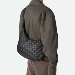 Alternative view of 보테가베네타 미디엄 베네토 플랩 메신저백 826877 블랙