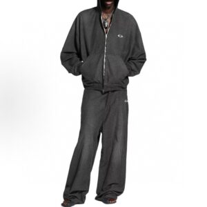 발렌시아가 트롱프 후드 집업 25FW RA7365 - 이미지 3