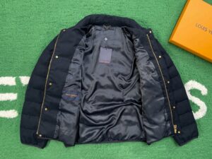 루이비* 경량 허리 패딩 점퍼 25FW RA7384 - 이미지 8