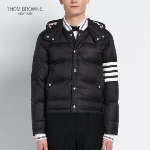 톰브라운 사선 니트 패딩 점퍼 25FW RA3550 - 이미지 4