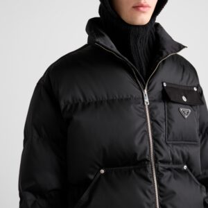 프라다 Re-Nylon 숏패딩 25FW RA3091 - 이미지 3