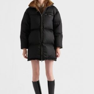 Alternative view of 프라다 여성 클래식 삼각로고 벨티드 롱 다운패딩 25FW MIS302