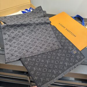 Alternative view of 루이비통 모노그램 클래식 울 머플러 VI3872-4
