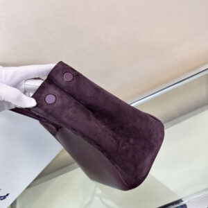 버버리 스몰 로킹 홀스 토트백 80995571-3 - 이미지 6