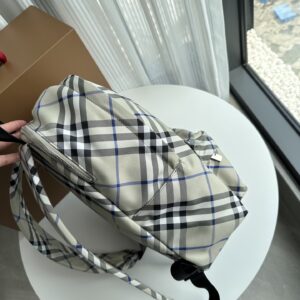 버버리 로고 디테일 체크 백팩 8106710 - 이미지 4