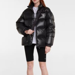 Alternative view of 프라다 로고 다운 자켓 25FW SAD3107