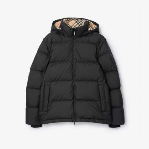 버버리 탈부착 소매 다운 재킷 25FW RA3609