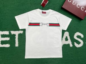구찌 자수 스트라이프 코튼 반팔 티셔츠 26SS RA38235-2 - 이미지 3