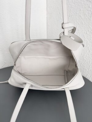 발렌시아가 캐리 미디엄 볼링백 8264252-2 - 이미지 5