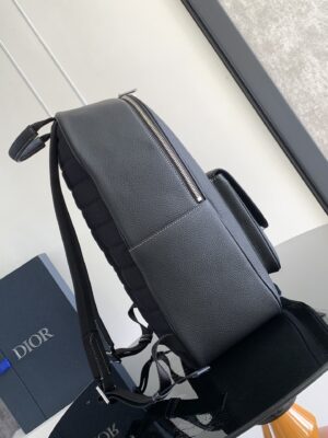 디* 새들(Saddle) 지퍼 백팩 1ADBA212YKK - 이미지 3