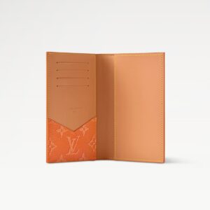 Alternative view of 루이비* 패스포트 커버 M26832
