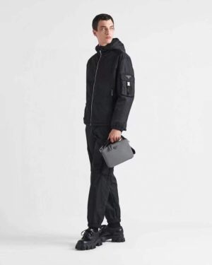 Alternative view of 프라다 리나일론(Re-Nylon) 멀티 포켓 카고 팬츠 25FW 66STD4396