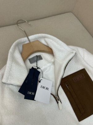 디* 아이콘즈 플리스 하프집업 스웨트셔츠 26SS 66STD4401 - 이미지 4