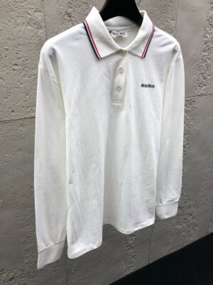 미우미우 자수 로고 폴로 롱슬리브 티셔츠 Ceo278 - 이미지 6