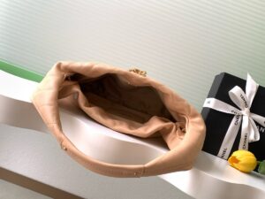 샤넬 26C 라지 호보백 AS5967-3 - 이미지 8