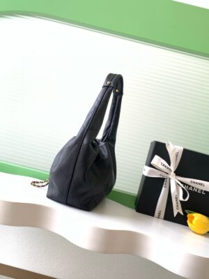 Alternative view of 샤넬 26C 스몰 호보백 AS5976