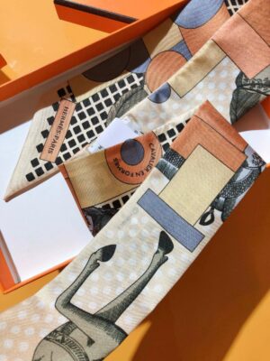 에르메스 트윌리 쁘띠 방도 스카프 PHMS2487-2 - 이미지 6