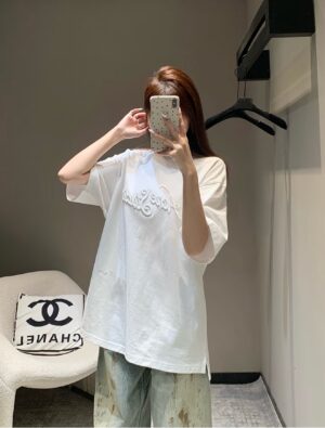 아크네 자수 로고 반팔 티셔츠 YP2036 - 이미지 12
