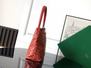 Alternative view of 고야* 보헴 호보백 미니 레드