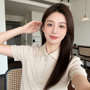 몽클레어 반집업 로고 패치 반팔 폴로 티셔츠 YP2049-2 - 이미지 4