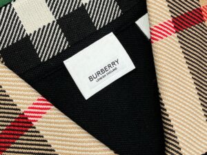 버버리 체크 칼라 코튼 폴로 셔츠 RA4236 - 이미지 5