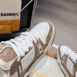 루이비통 LV 트레이너 스니커즈 1AJAH0 - 이미지 4