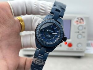 샤넬 J12 블루 세라믹 33mm 오토매틱 여성 워치 - 이미지 4