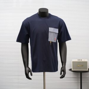 Alternative view of 몽클레* 포켓 패치 로고 반팔 티셔츠 YP423